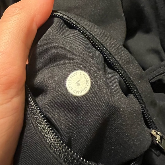 Lululemon Train Pocket Leggings - Picture 6 of 10